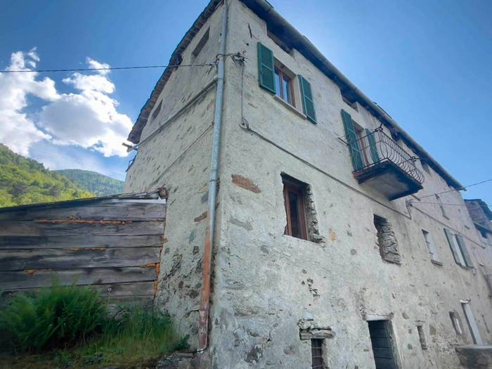 Casa quadrilocale in vendita in Via Gaggioli, Torchione Moia, Albosaggia