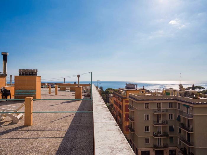 Appartamento quadrilocale in vendita in Viale Goffredo Franchini, Nervi, Genova