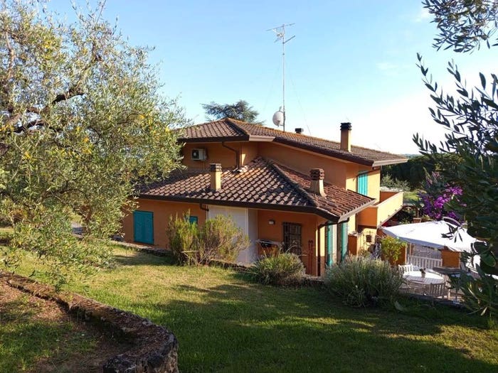 Casa con 6 locali in vendita in Piano Di Mommio No Number, Piano di Mommio, Massarosa