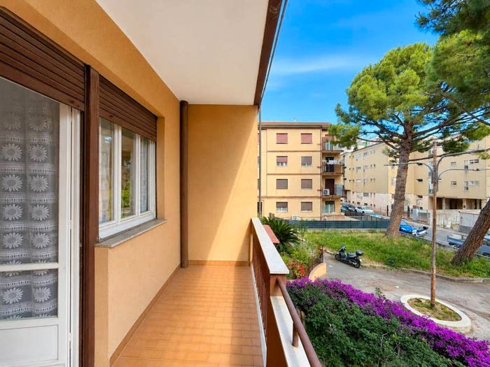 Appartamento quadrilocale in vendita in Via Savona, Centro, Albenga
