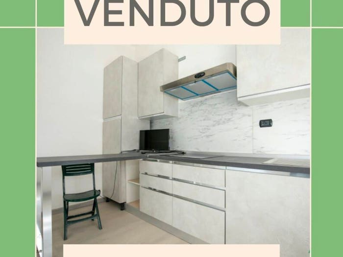 Appartamento bilocale in vendita in Via Enrico Hillyer Giglioli, Marassi, Genova