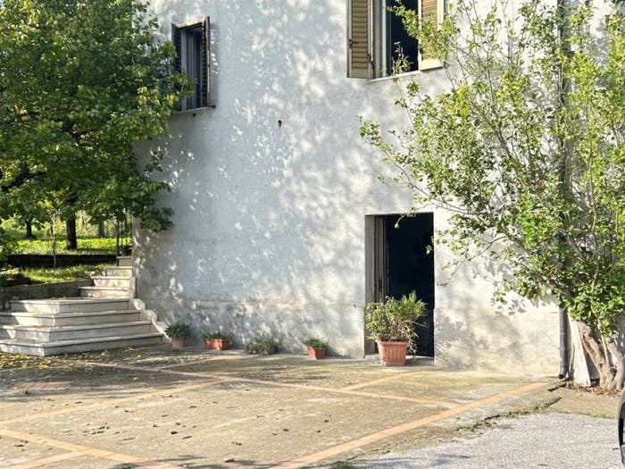 Appartamento con 6 locali in vendita in località Massa, Faicchio