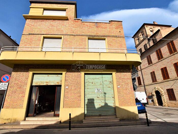 Appartamento trilocale in vendita in Via della Libertà, Porto San Giorgio