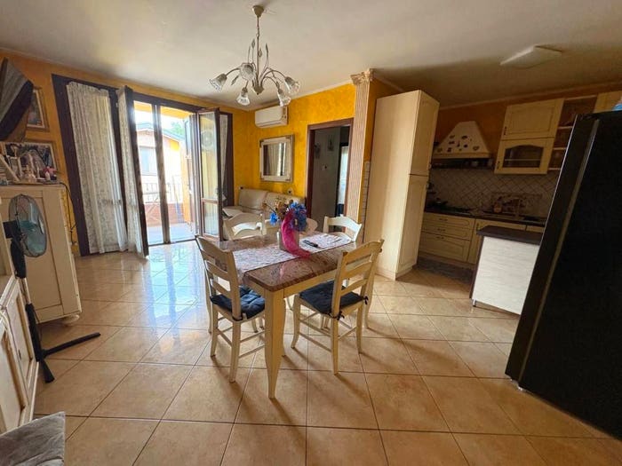 Appartamento trilocale in vendita in Santa Vittoria, Gualtieri
