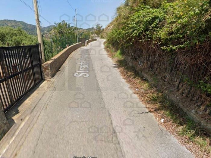 Casa trilocale in vendita in Via Noviziato Casazza, Centro Storico, Messina