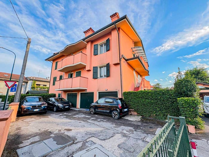 Appartamento quadrilocale in vendita in Via Cesenatico, Borella, Cesenatico
