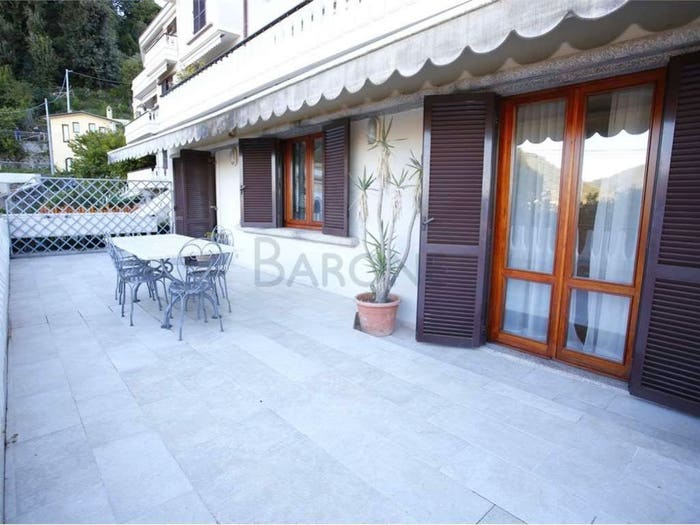 Appartamento con 5 locali in vendita in Via delle Mura Est, Centro, Massa