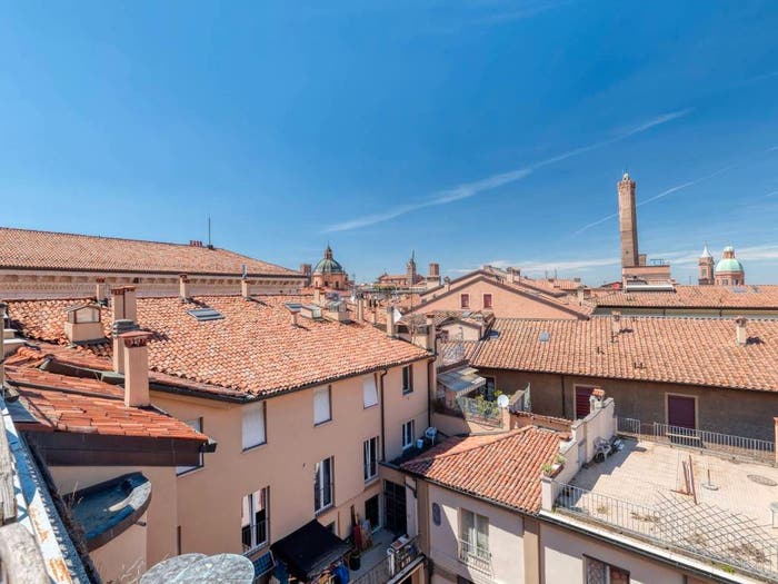 Appartamento bilocale in vendita in Via Luigi Carlo Farini, Centro Storico, Bologna