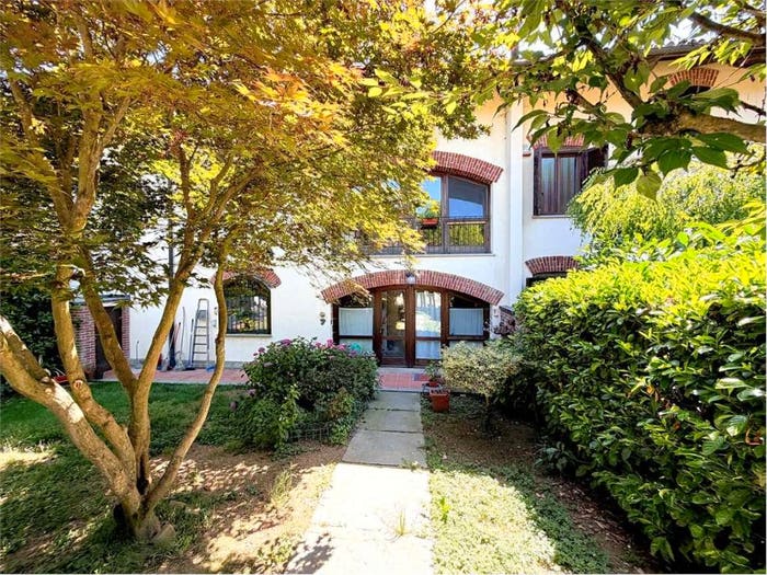 Casa con 6 locali in vendita in Pino Torinese