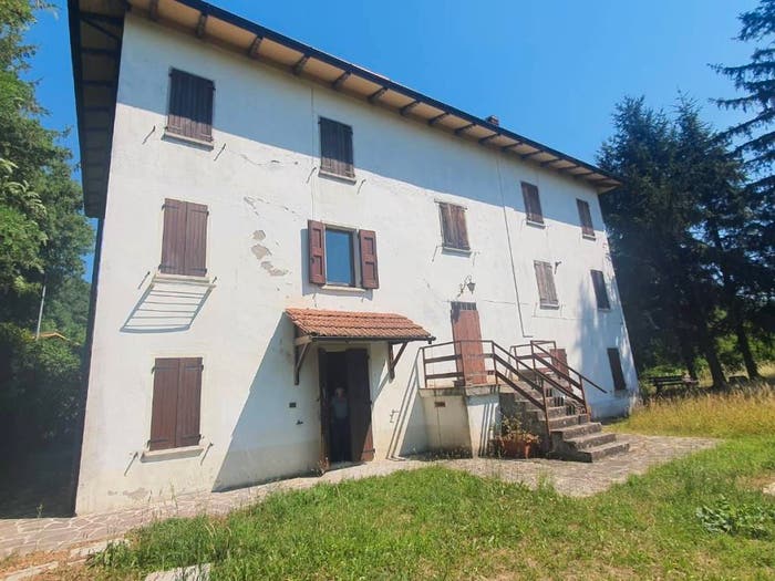 Appartamento trilocale in vendita in Carpineta Ca' Bellone, Camugnano