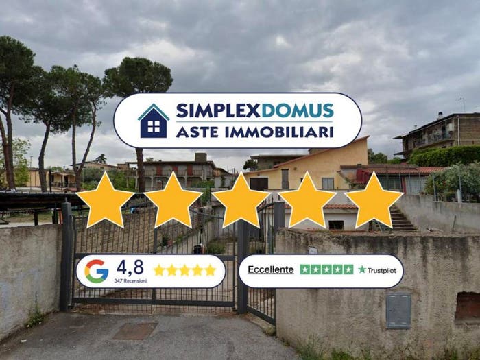 Appartamento trilocale in vendita in Via Frondarola, Castelverde, Roma