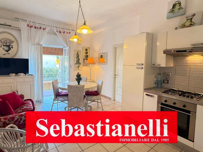 Appartamento trilocale in vendita in Viale Acqua Marina, Lavinio Mare, Anzio