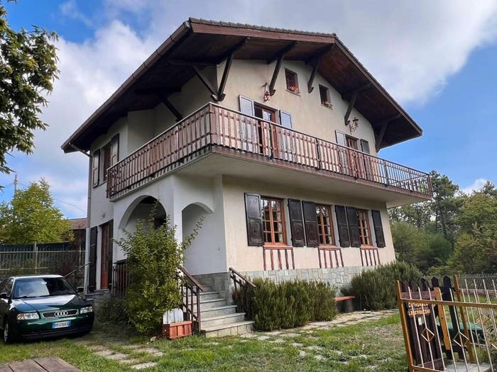 Casa con 6 locali in vendita in Località Pistoni, Palo Pataré, Sassello