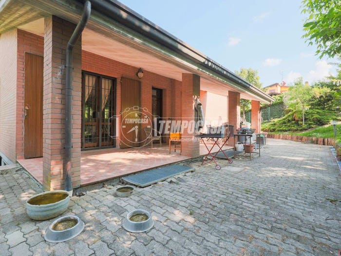 Casa con 6 locali in vendita in Via N Carnevali, Pedagna Monte Catone, Imola