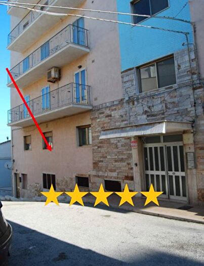 Appartamento quadrilocale in vendita in Via Borgonuovo, Peschici