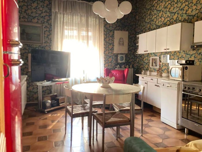 Appartamento trilocale in vendita in Via Carlo Cocastelli, Centro, Mantova