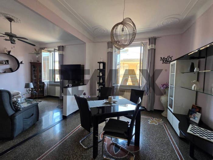 Appartamento quadrilocale in vendita in VIA CAPO D'ISTRIA, Cornigliano, Genova