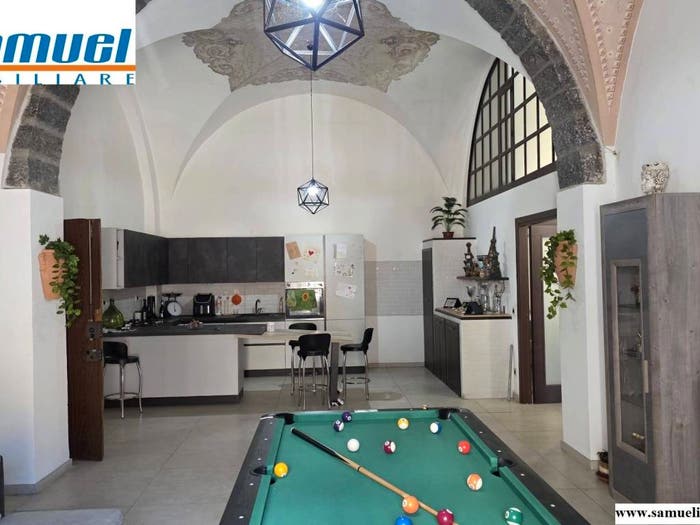 Appartamento trilocale in vendita in Via Giuseppe Garibaldi, Centro, Giarre