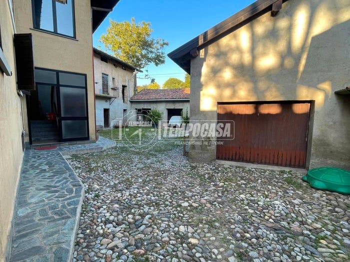 Casa con 5 locali in vendita in Centro, Vedano Olona