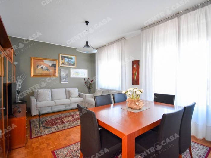 Appartamento trilocale in vendita in Via Adamello, Centro, Legnago