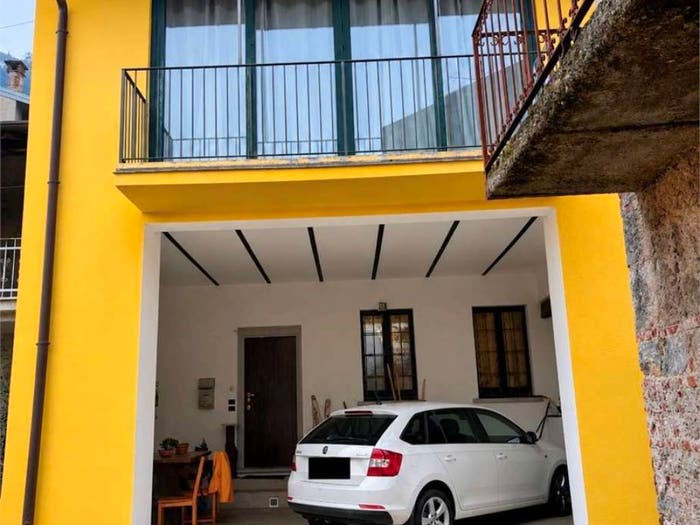 Appartamento con 6 locali in vendita in Via Monte Pasubio, Sangiano