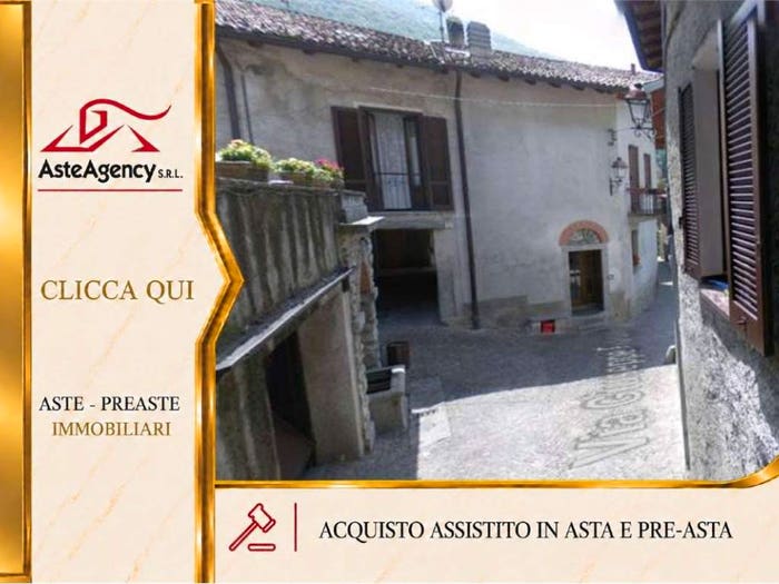 Appartamento quadrilocale in vendita in Via Pietro Fioroni, Lasnigo
