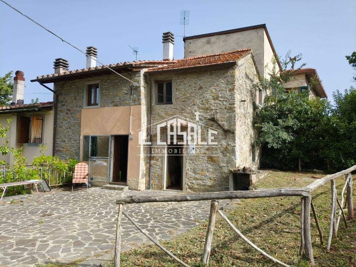 Casa con 6 locali in vendita in corella, Centro, Dicomano