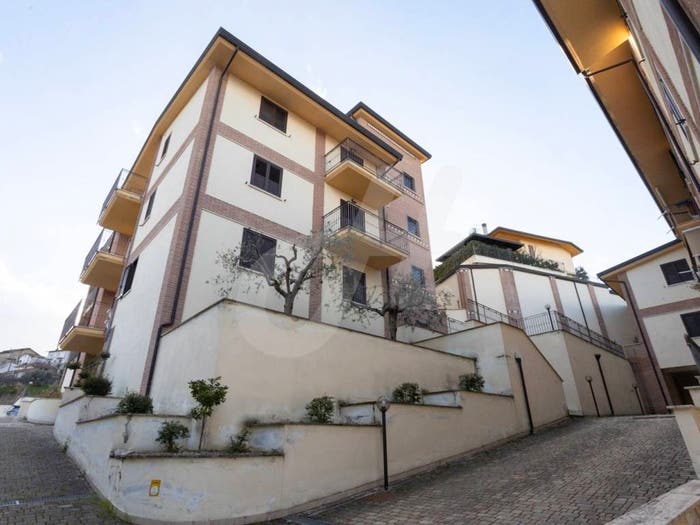 Appartamento trilocale in vendita in Via Cesare Battisti, Centro, San Nazzaro