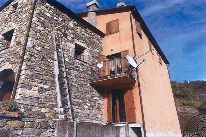 Casa con 6 locali in vendita in Localita' Caregli Molinarso c Int, Caregli, Borzonasca