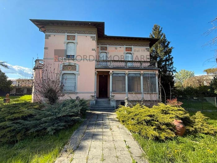 Casa con 6 locali in vendita in Portici Santuario, Caravaggio