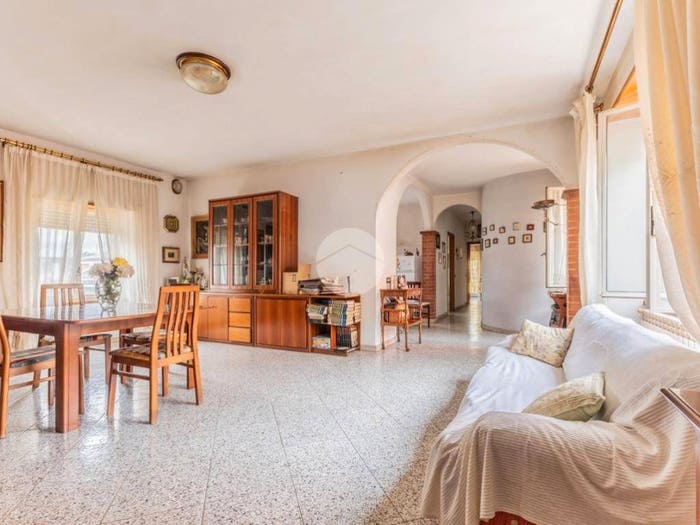 Appartamento quadrilocale in vendita in Via filippo gabrielli, Monterosi