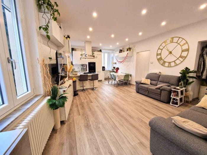 Appartamento con 5 locali in vendita in Via Guinigi, Piazza Anfiteatro Torre Guinigi, Lucca