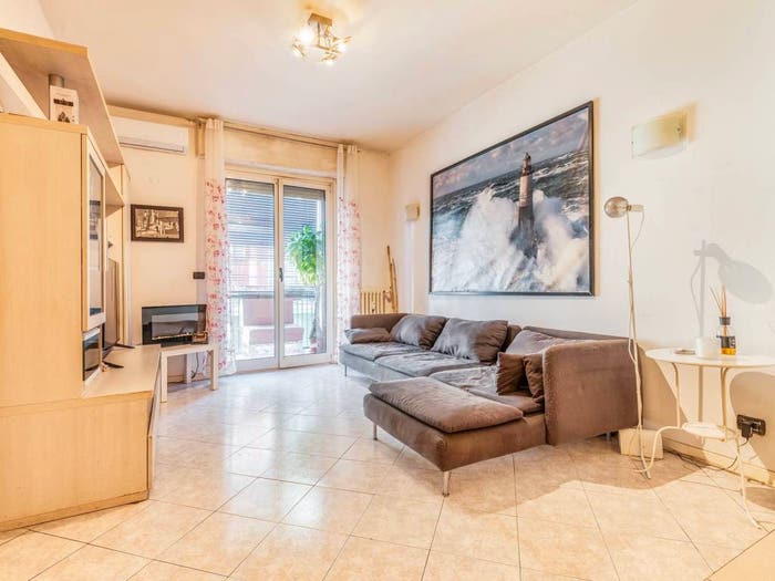 Appartamento quadrilocale in vendita in Via Bengasi, Cimiano, Milano