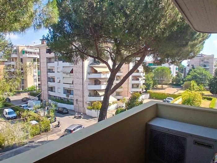 Appartamento quadrilocale in vendita in Viale Europa, Europa, Firenze
