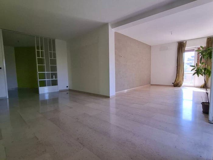Appartamento con 6 locali in vendita in Viale Leopoldo Muzii, Lungomare Strada Parco, Pescara