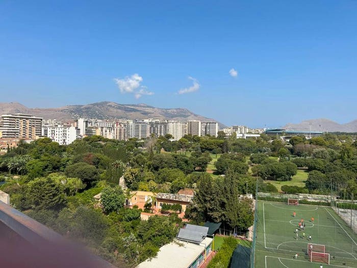 Casa quadrilocale in vendita in Via Imperatore Federico, Fiera, Palermo