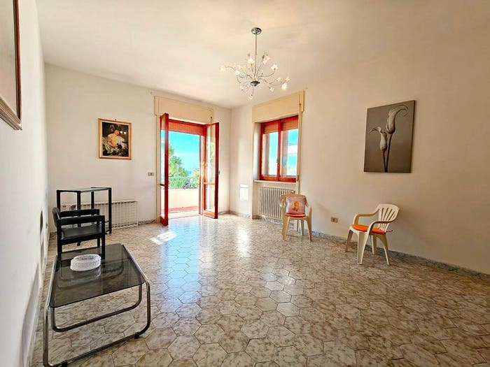Appartamento con 5 locali in vendita in Via Dante Alighieri, Lungomare Lido San Giovanni, Gallipoli