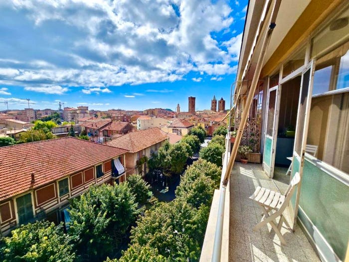 Appartamento con 5 locali in vendita in Via Fratelli grana, Centro, Albenga