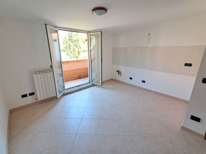 Casa trilocale in vendita in Via Nicola Calipari, Mater Domini Cavita, Catanzaro