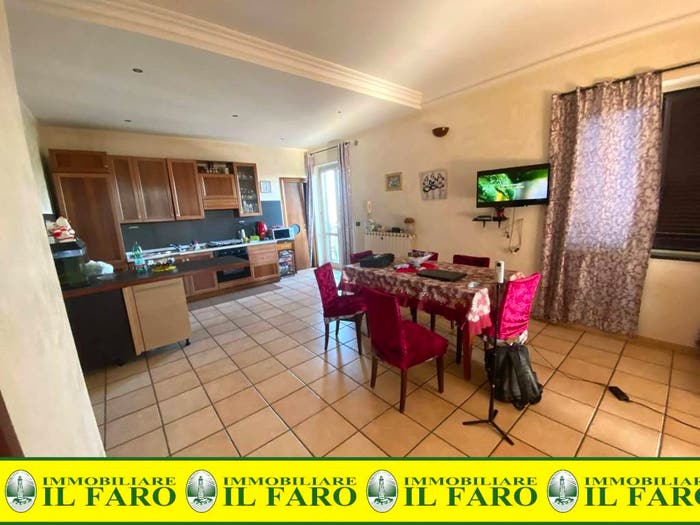 Casa con 5 locali in vendita in Monaci, Giugliano in Campania