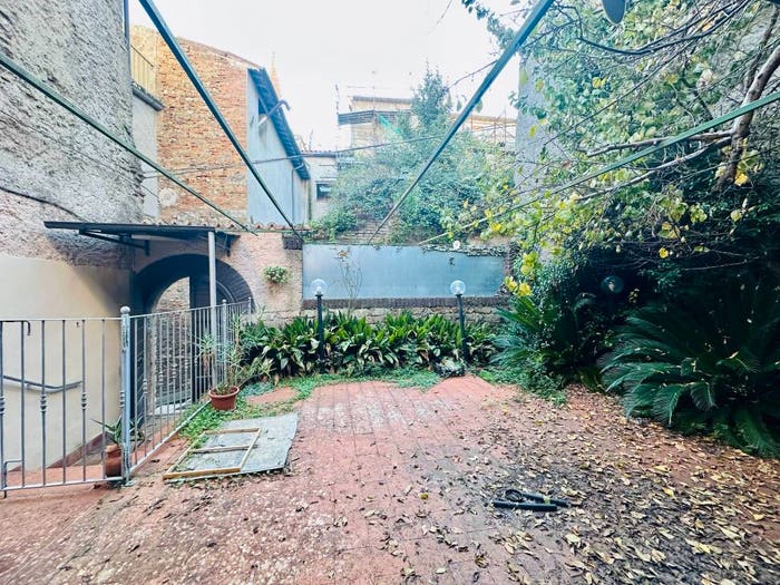 Casa quadrilocale in vendita in Vico Francia, Centro, Montecastrilli