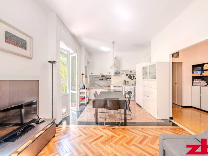 Appartamento trilocale in vendita in Viale Gambaro, Albaro, Genova