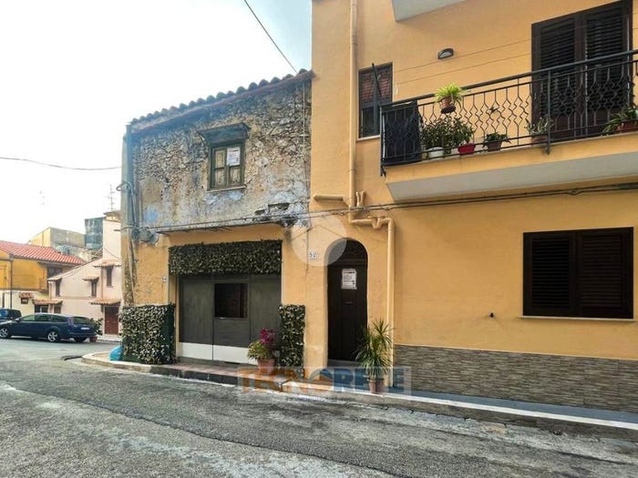 Appartamento bilocale in vendita in Via B Manfredi, Centro, Monreale