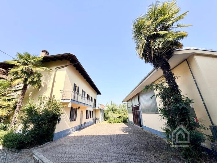 Casa con 6 locali in vendita in Via San Luigi, Corteranzo, Murisengo Monferrato