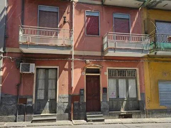 Appartamento trilocale in vendita in Via Giuseppe De Felice, Centro, Misterbianco