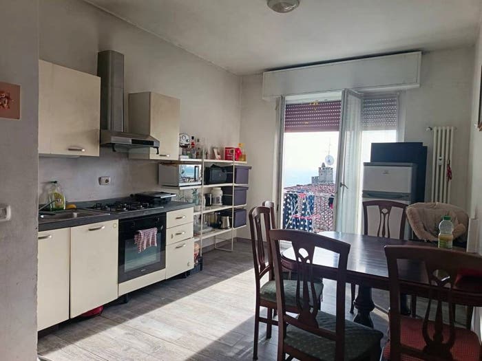 Appartamento quadrilocale in vendita in Via Filippo Meda, Centro, Inverigo