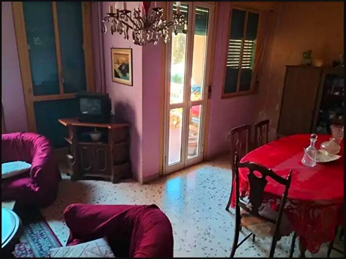 Appartamento con 5 locali in vendita in Via San Giuseppe, Ferrovieri Stadio, Reggio Calabria