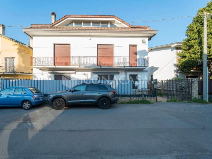 Appartamento quadrilocale in vendita in Via Monte Rosa, Centro, Parabiago