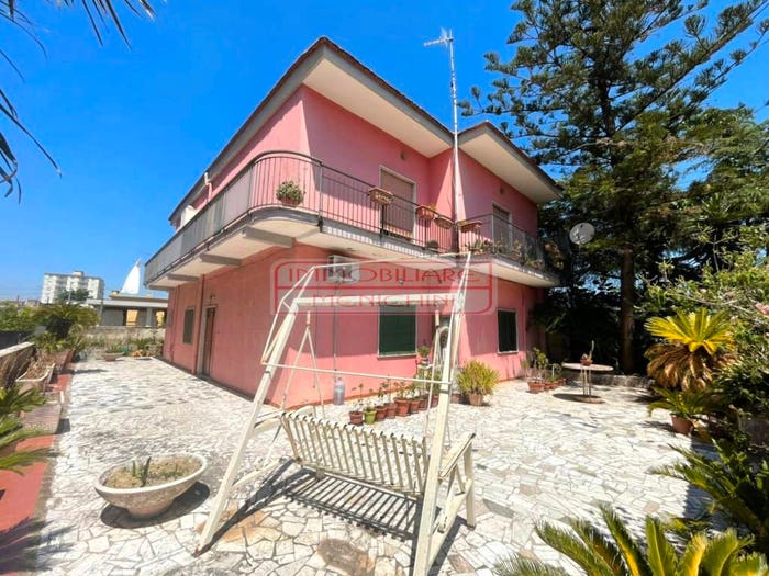 Casa trilocale in vendita in Via Michelangelo, Centro, Marigliano