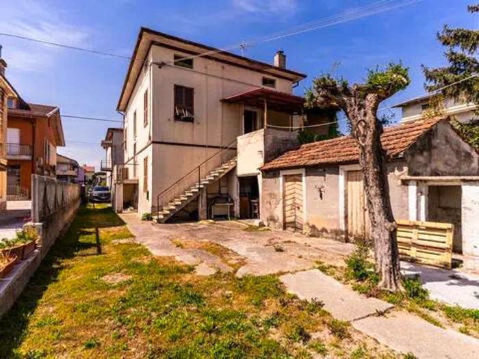 Casa con 6 locali in vendita in Via Martiri Di Belfiore, San Marone San Giuseppe Risorgimento, Civitanova Marche